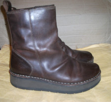 Fly London 'Reno' Zip Up Brown